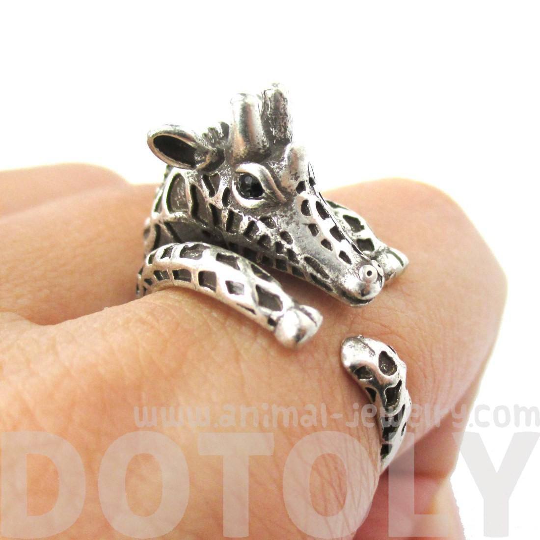 Detailed Giraffe Shaped Spotted Animal Wrap Ring in Silver | US Sizes 4 to 8.5